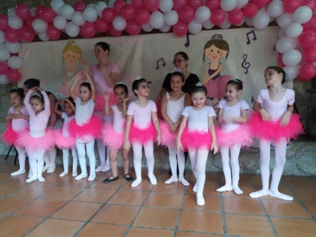 Apresentacao de ballet infantil